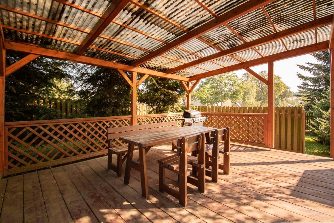 Restaurant & Penzion Avionika Kovarska Ngoại thất bức ảnh